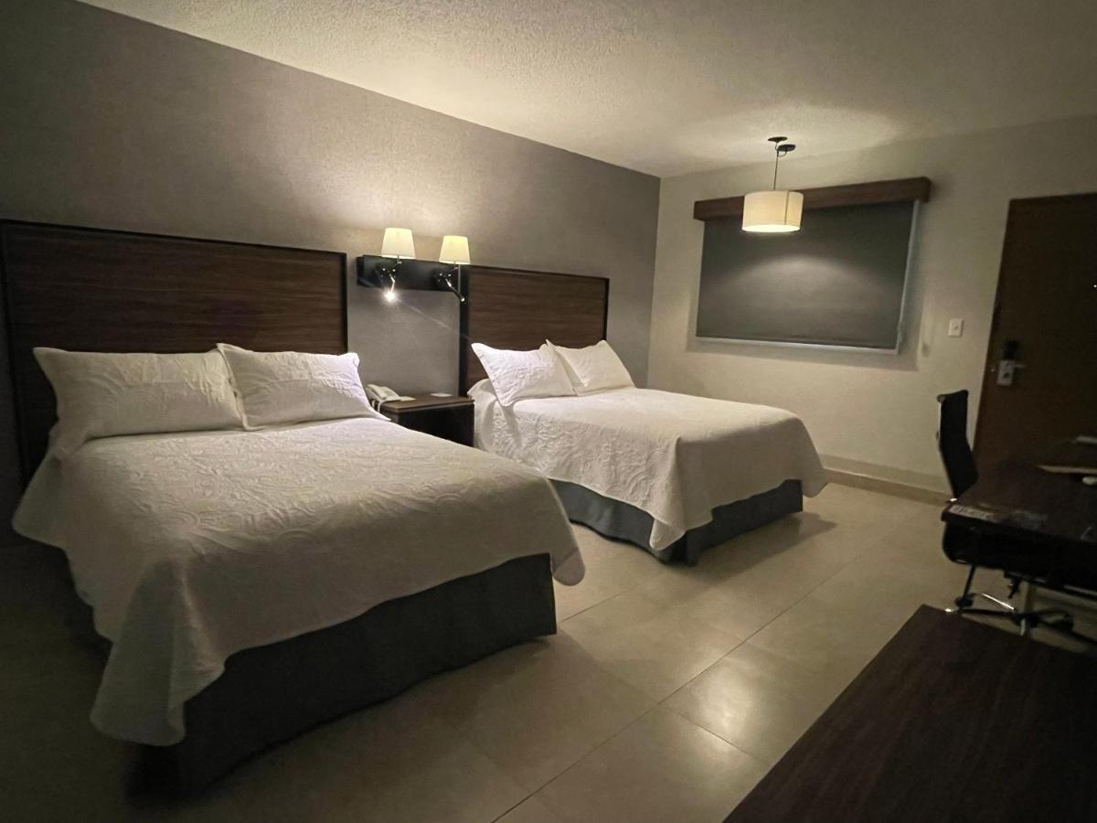 Hotel Hacienda Nuevo Casas Grandes Extérieur photo