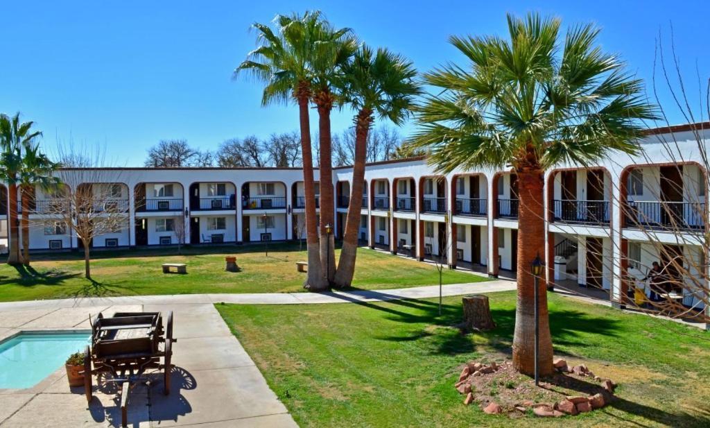 Hotel Hacienda Nuevo Casas Grandes Extérieur photo